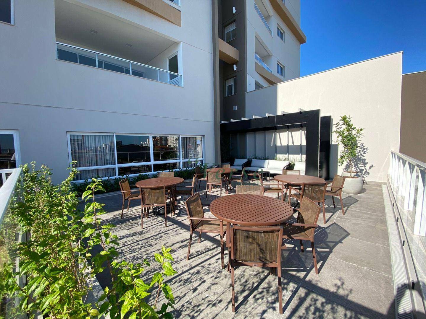Apartamento à venda com 2 quartos, 77m² - Foto 14