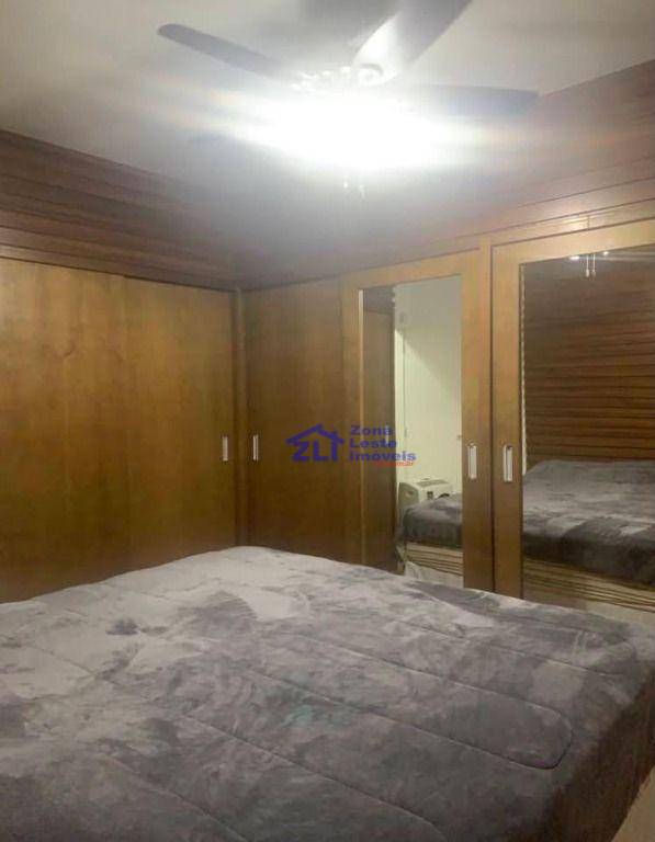 Sobrado à venda com 3 quartos, 200m² - Foto 19