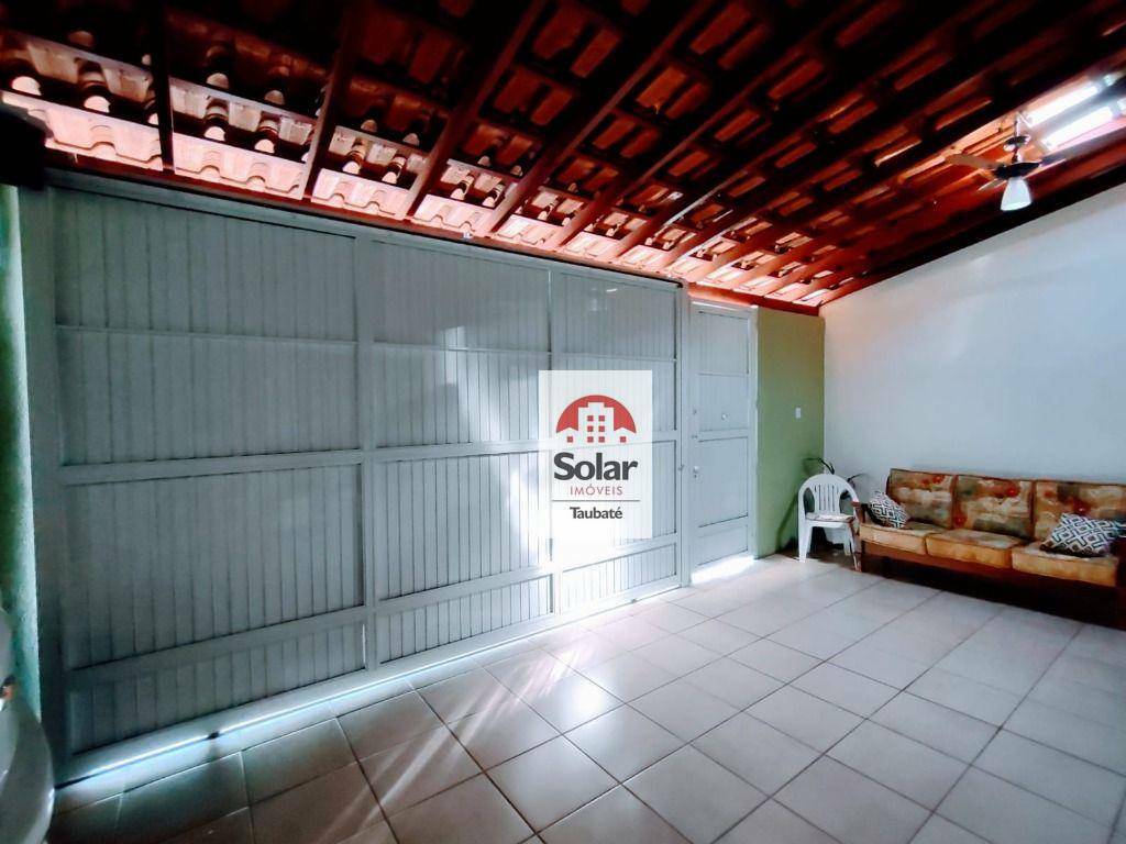 Casa, 4 quartos, 239 m² - Foto 2