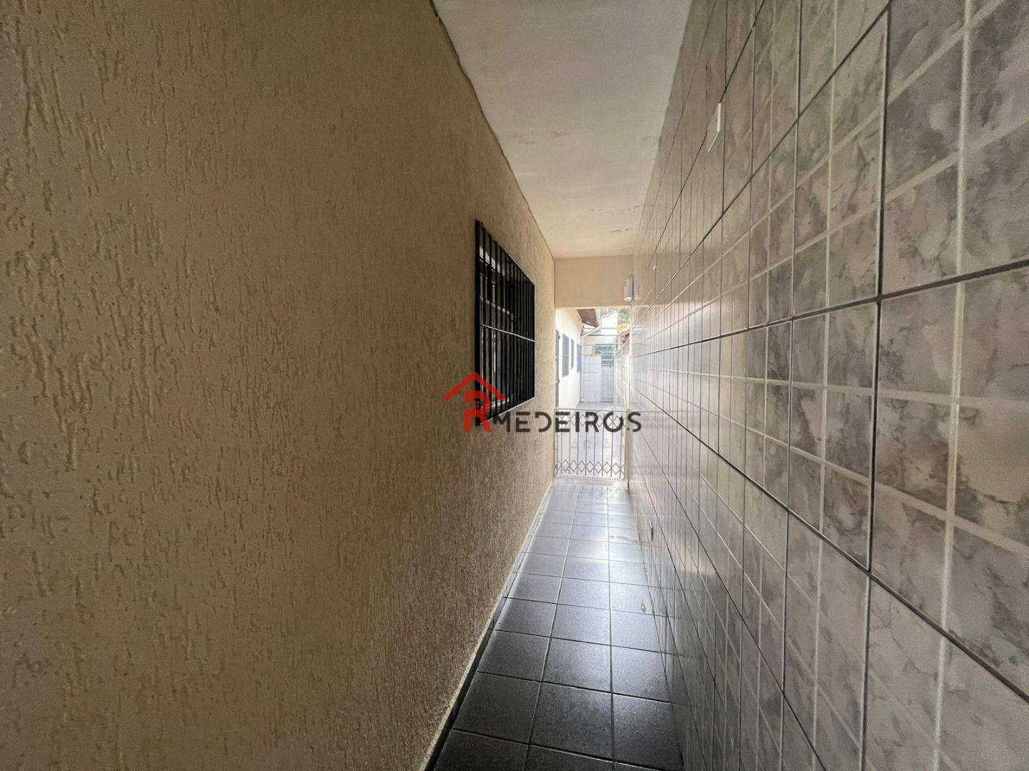 Casa à venda com 2 quartos, 82m² - Foto 3