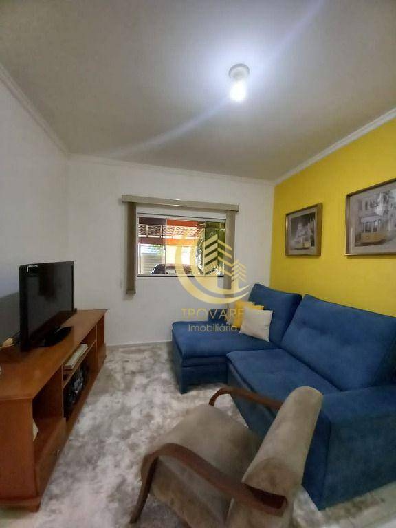 Casa à venda com 2 quartos, 125m² - Foto 4