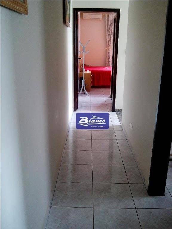 Sobrado à venda com 3 quartos, 202m² - Foto 9