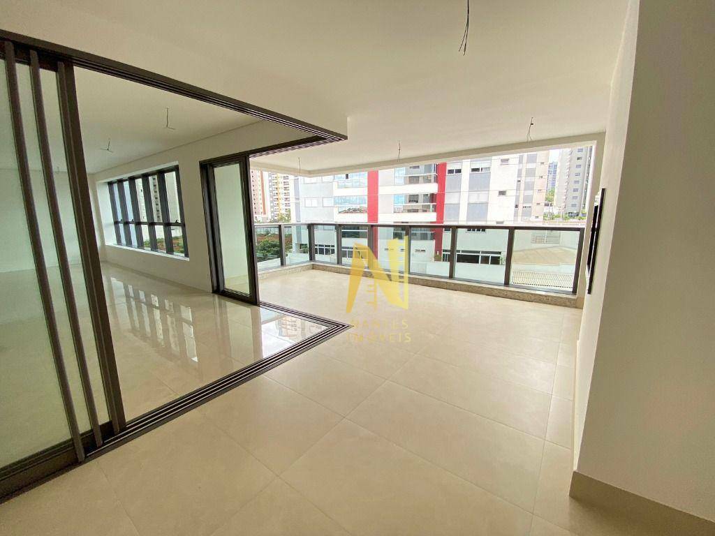 Apartamento à venda com 3 quartos, 216m² - Foto 8