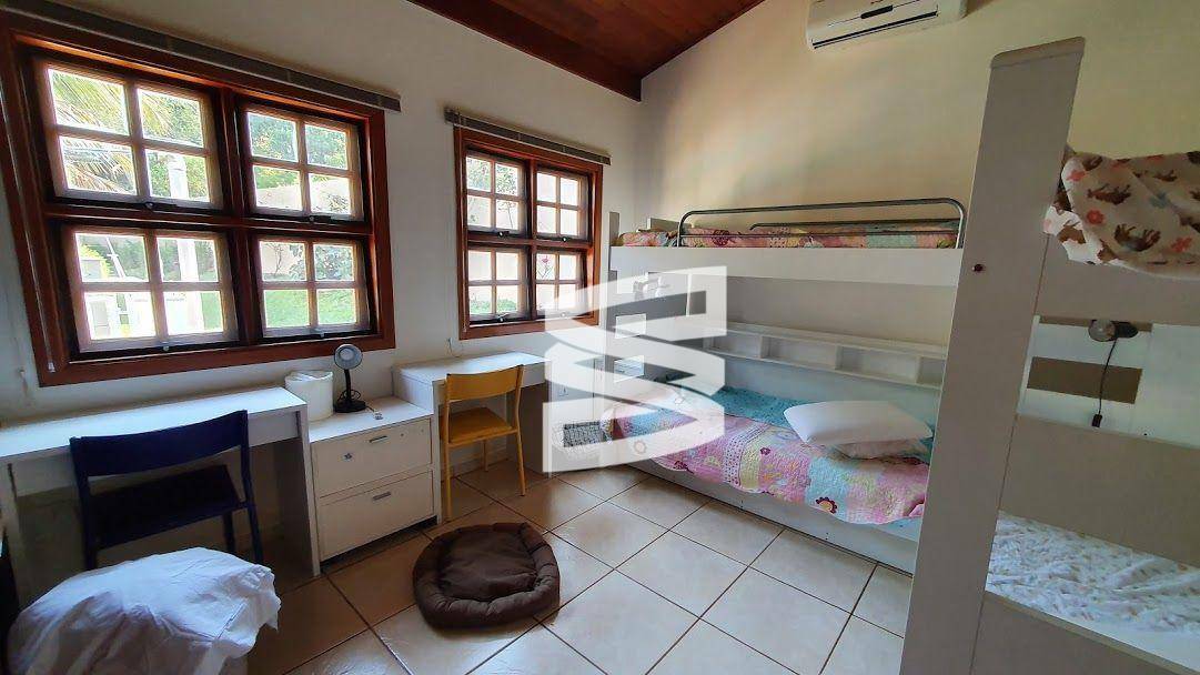 Casa à venda com 5 quartos, 300m² - Foto 32