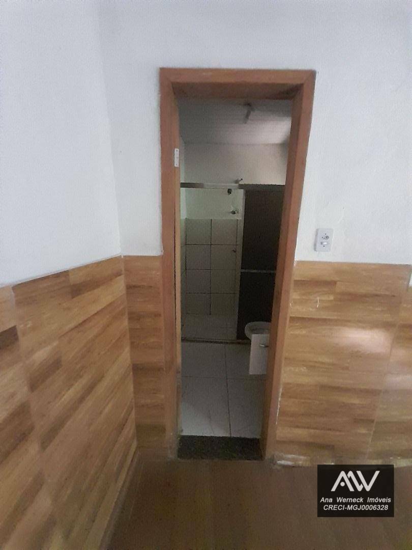 Casa à venda com 2 quartos, 120m² - Foto 10