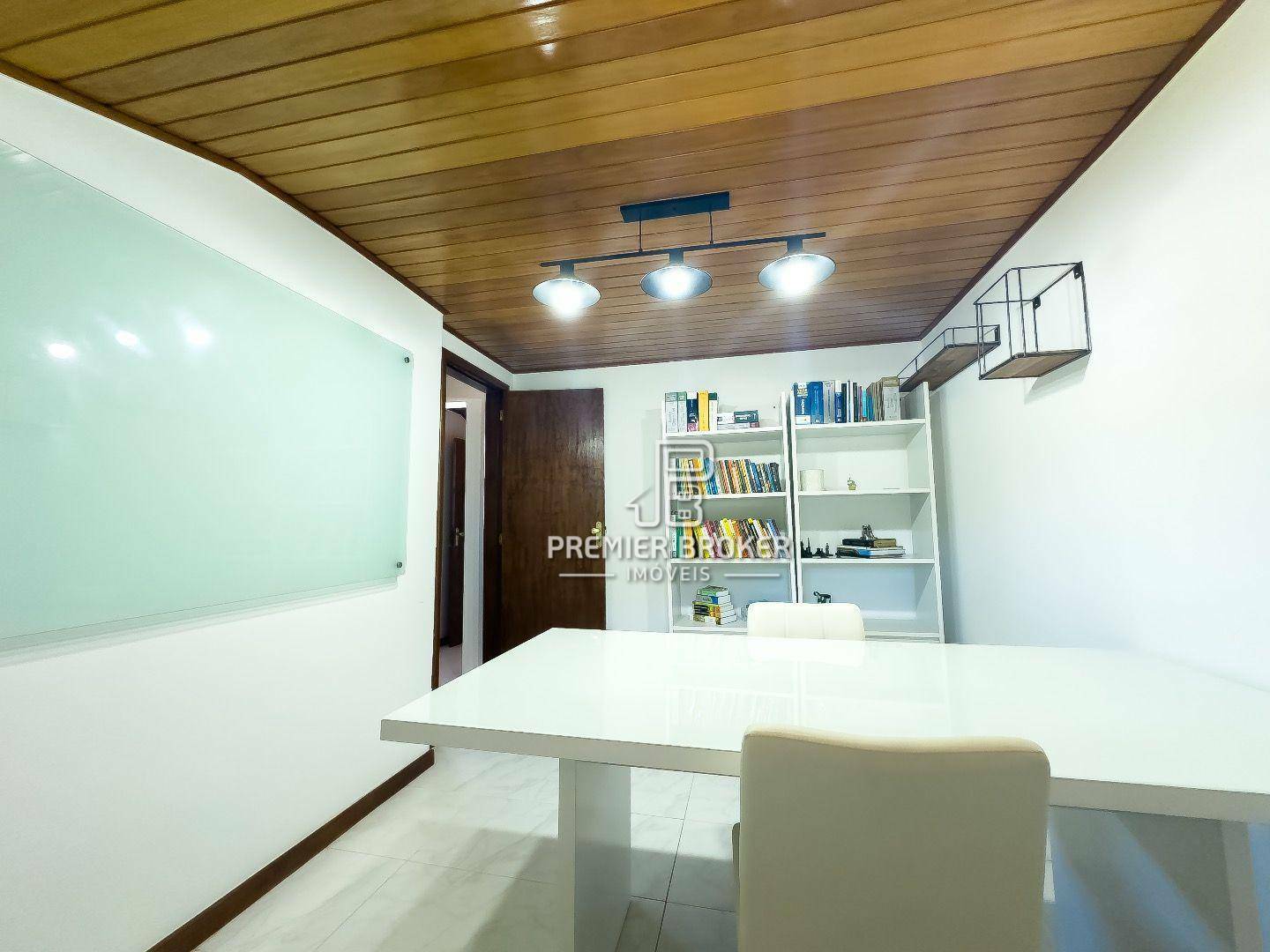 Casa de Condomínio à venda com 3 quartos, 200m² - Foto 34