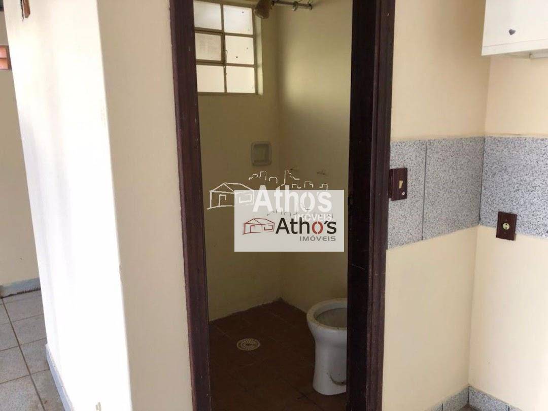 Sobrado à venda com 5 quartos, 250m² - Foto 15