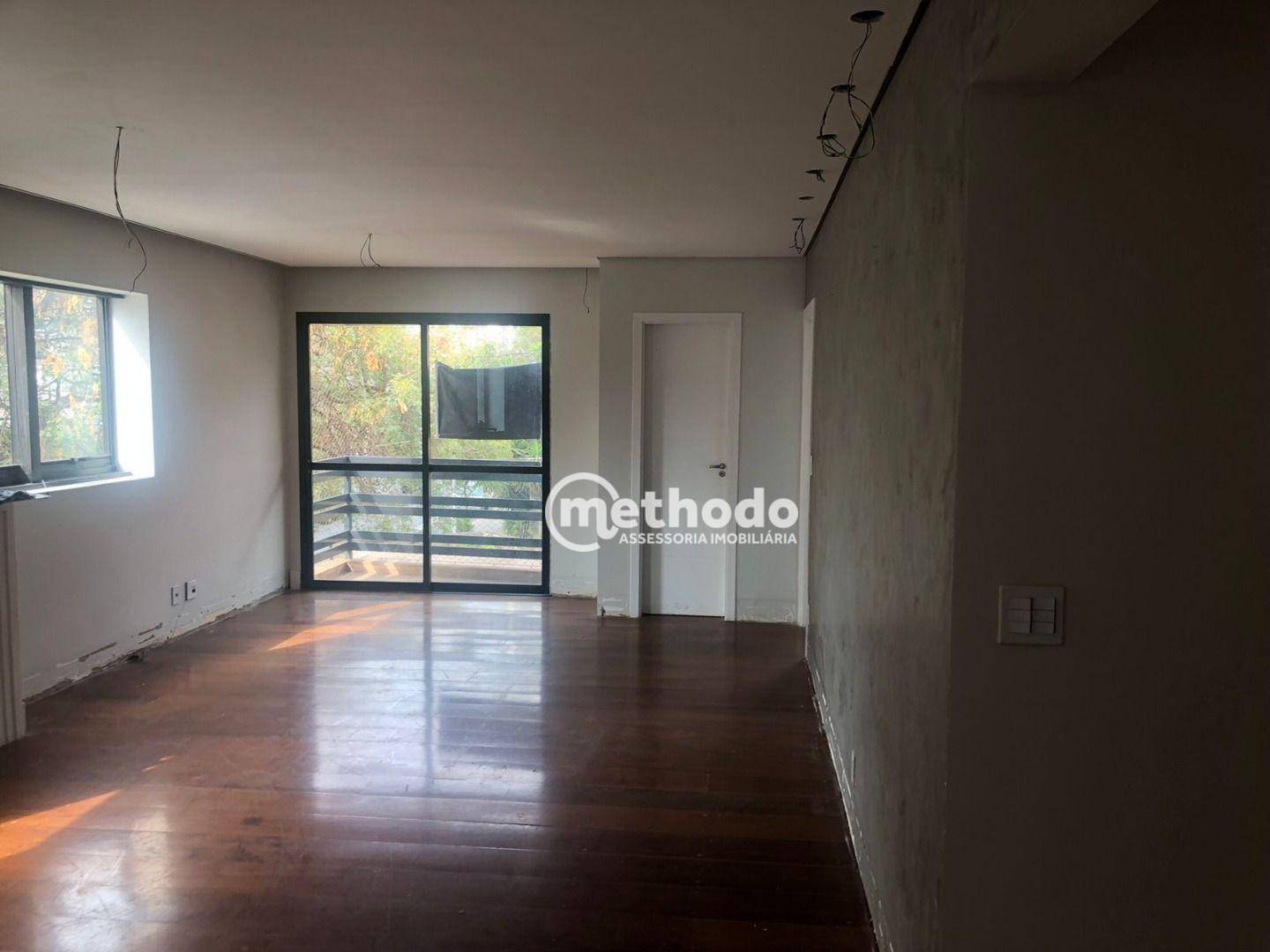 Apartamento à venda com 3 quartos, 157m² - Foto 3