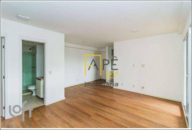 Apartamento à venda com 2 quartos, 68m² - Foto 4