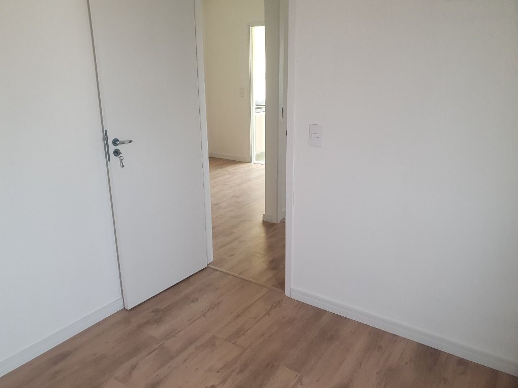 Apartamento para alugar com 2 quartos, 58m² - Foto 11