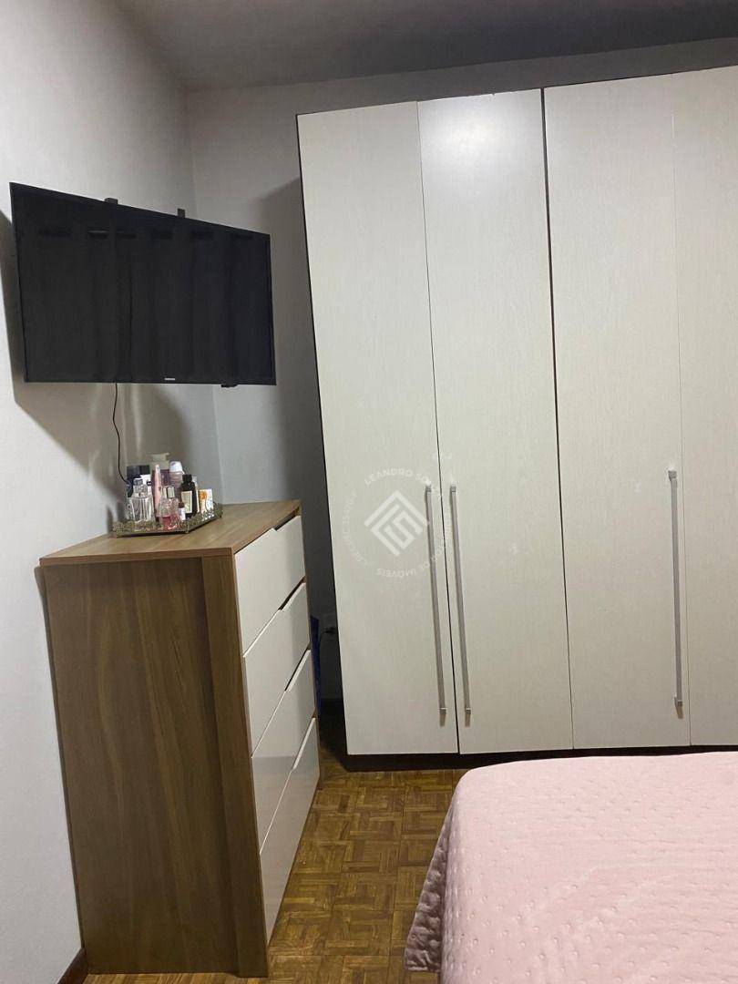 Casa à venda com 2 quartos, 179m² - Foto 9