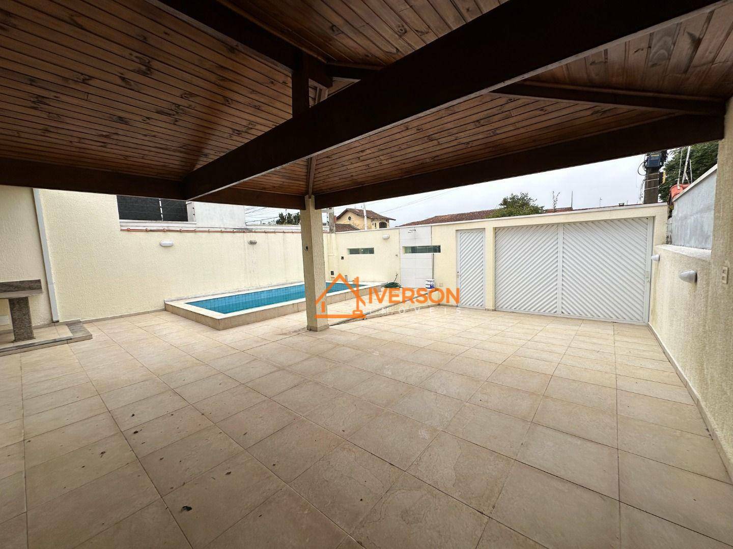 Casa à venda com 3 quartos, 140m² - Foto 16