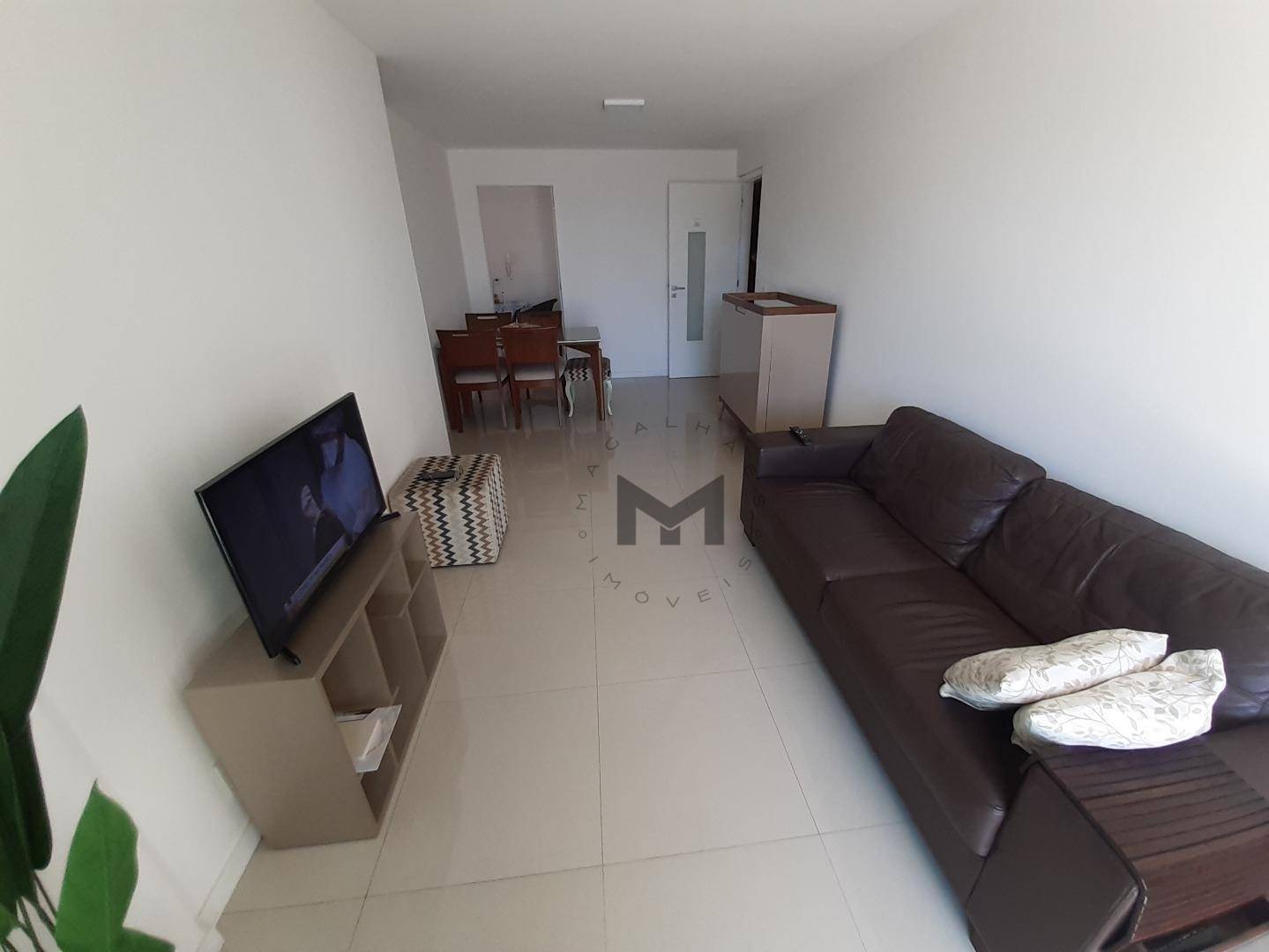 Apartamento à venda com 2 quartos, 85m² - Foto 3