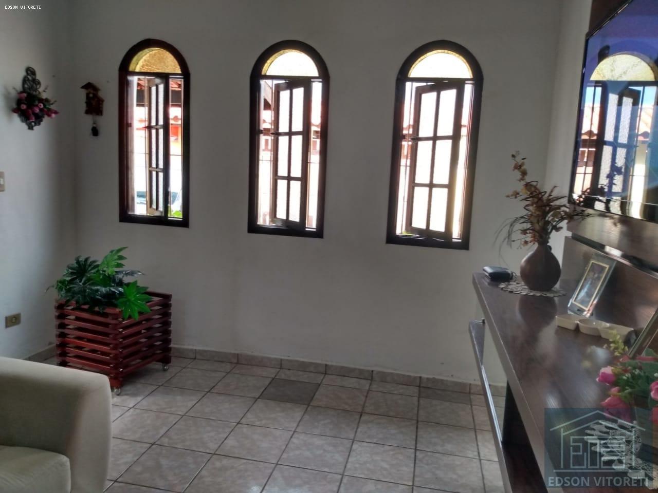 Casa à venda com 2 quartos, 72m² - Foto 31