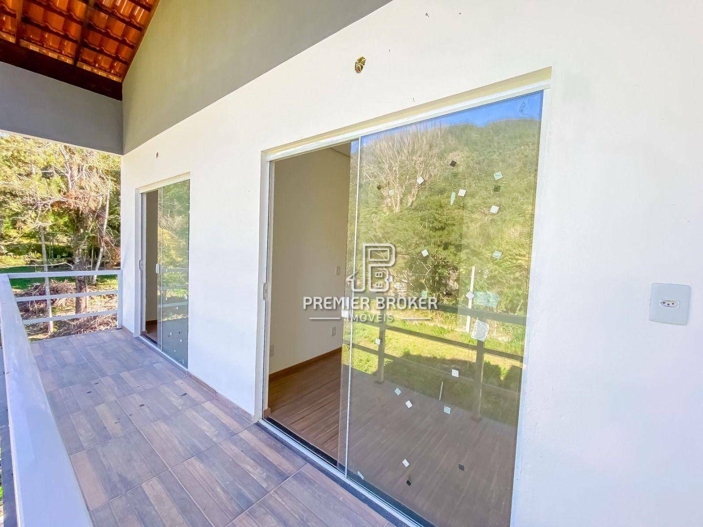 Casa à venda com 4 quartos, 219m² - Foto 16