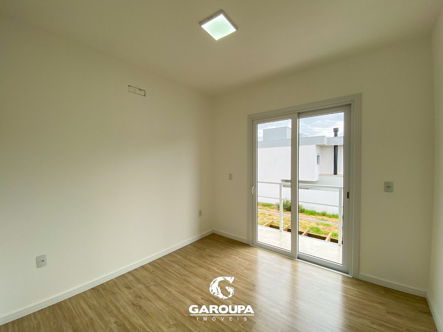 Casa à venda com 3 quartos, 96m² - Foto 10