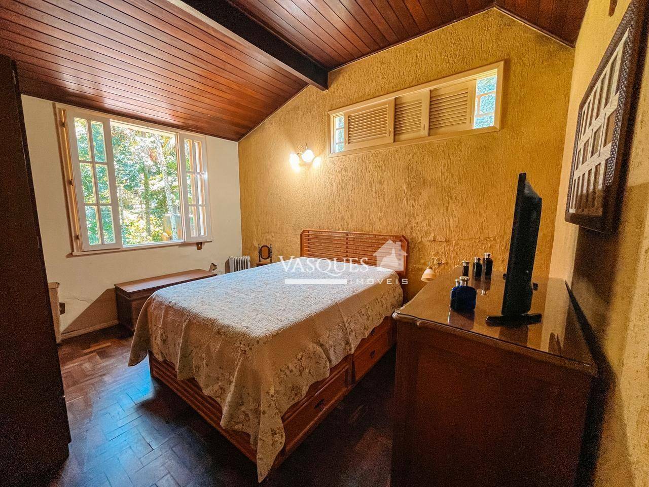 Casa à venda com 3 quartos, 148m² - Foto 17