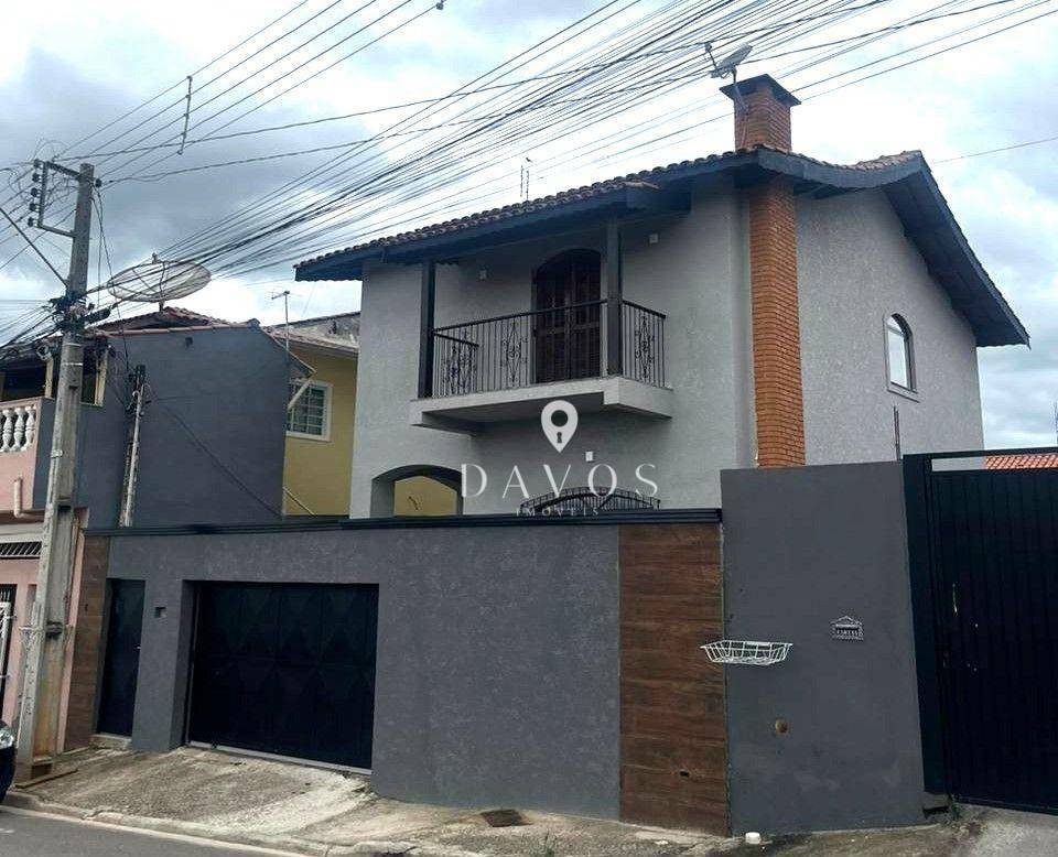 Sobrado à venda com 3 quartos, 190m² - Foto 1