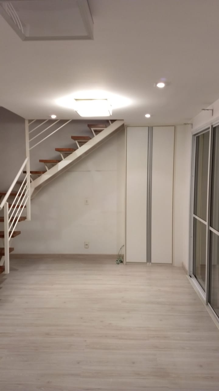 Apartamento à venda com 2 quartos, 85m² - Foto 11