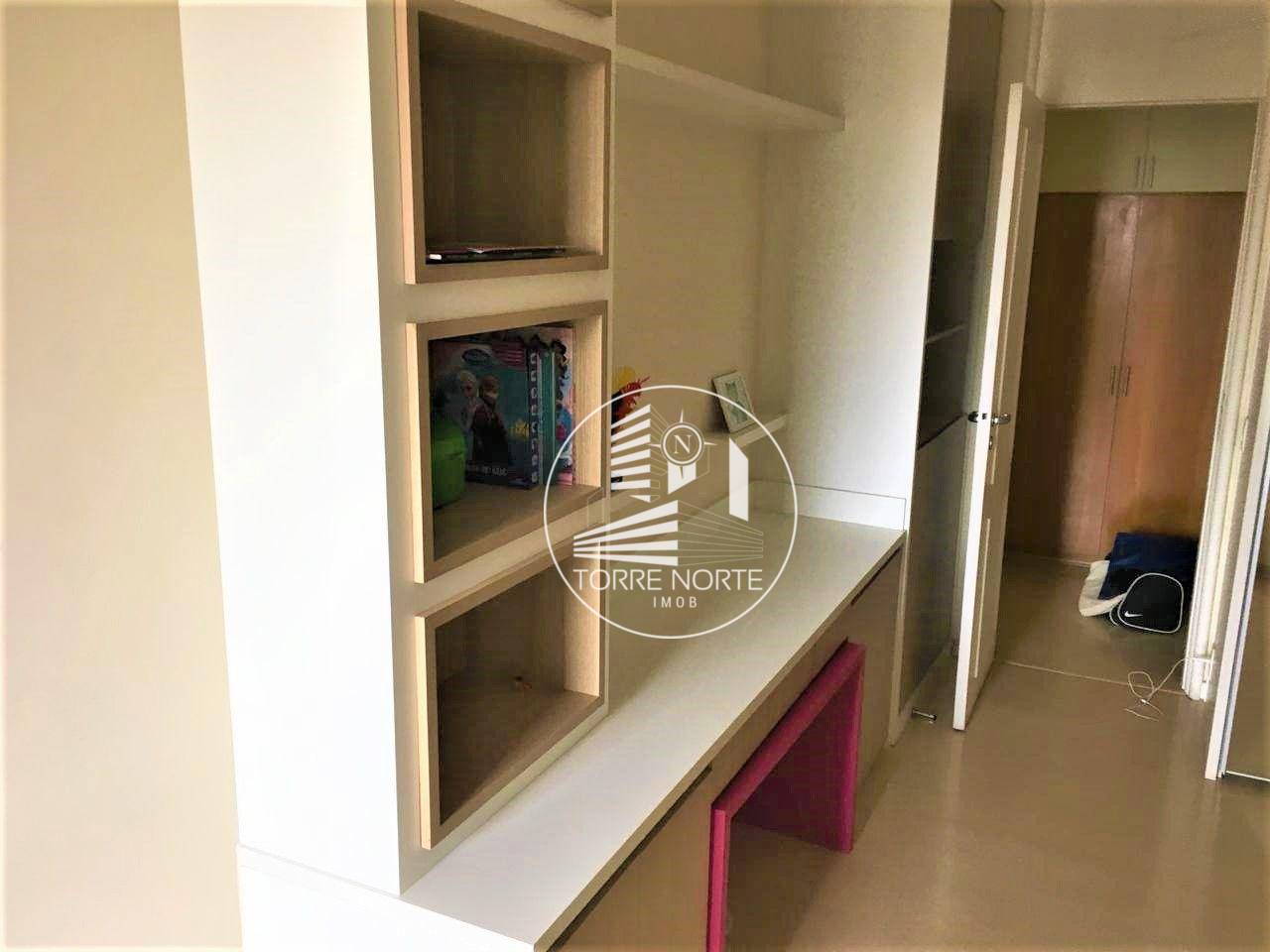 Apartamento à venda com 4 quartos, 220m² - Foto 15