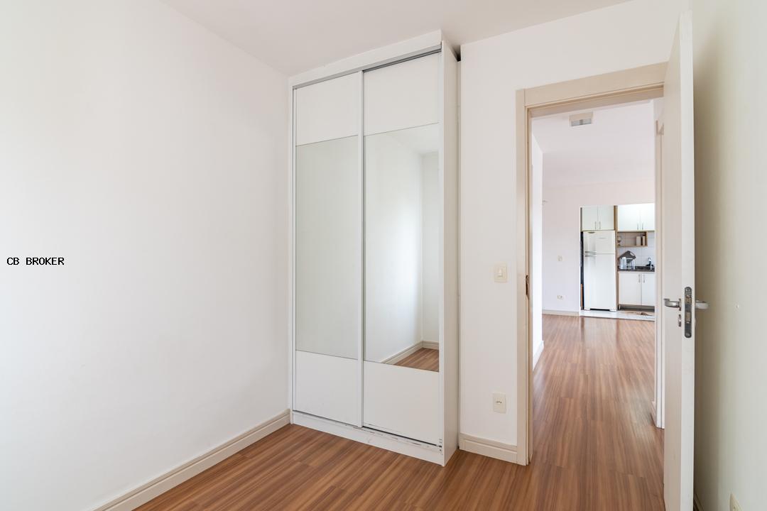 Apartamento à venda com 2 quartos, 66m² - Foto 17