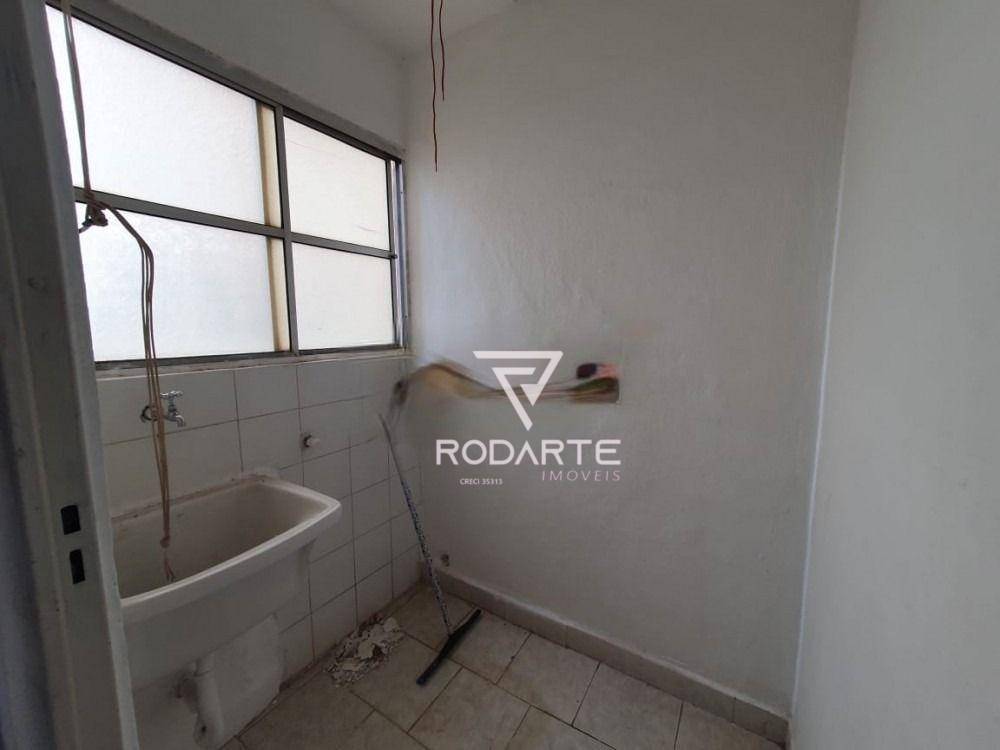 Apartamento à venda com 2 quartos, 62m² - Foto 9