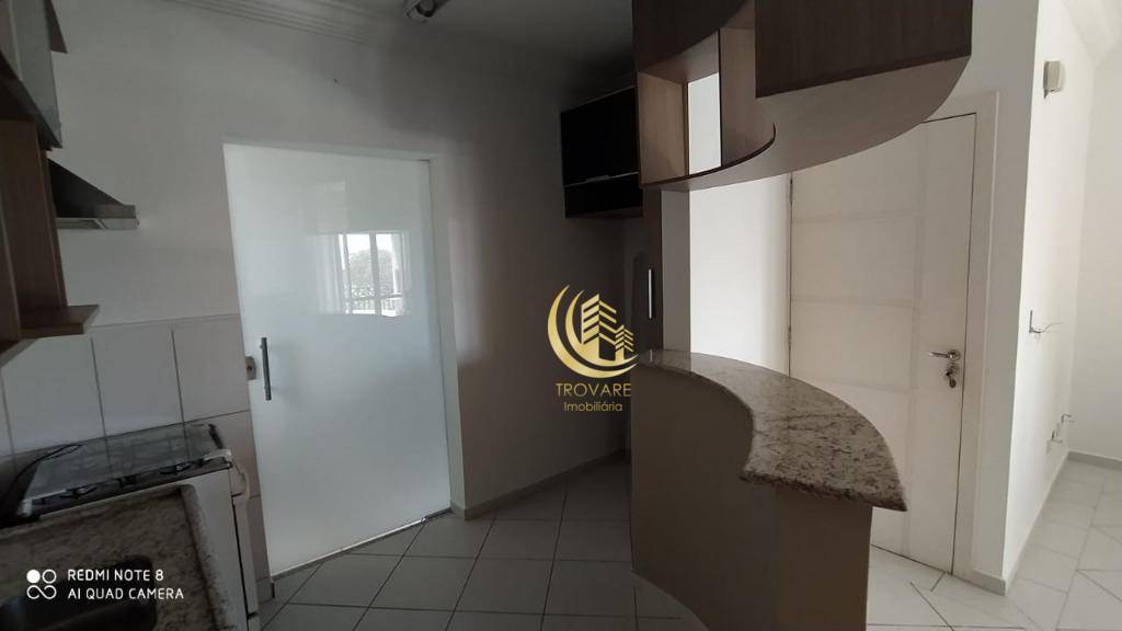 Apartamento à venda com 3 quartos, 75m² - Foto 11