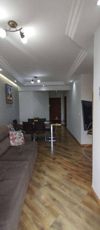 Apartamento à venda com 2 quartos, 66m² - Foto 3