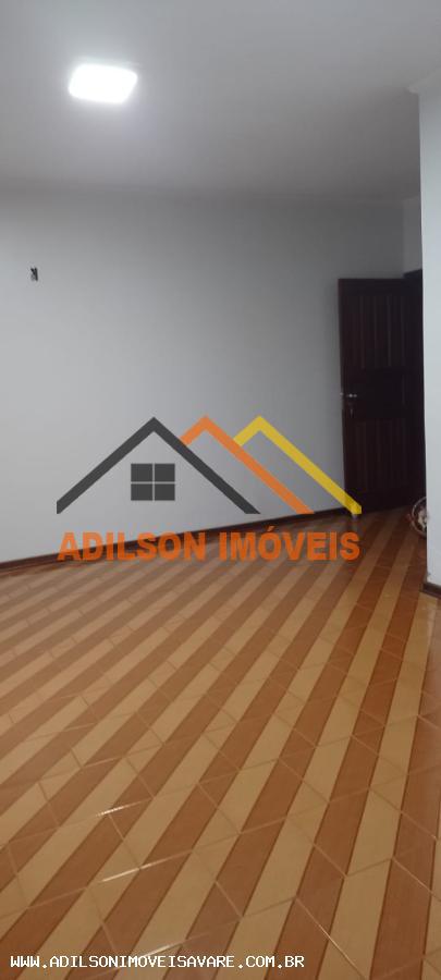 Casa à venda com 3 quartos, 300m² - Foto 15