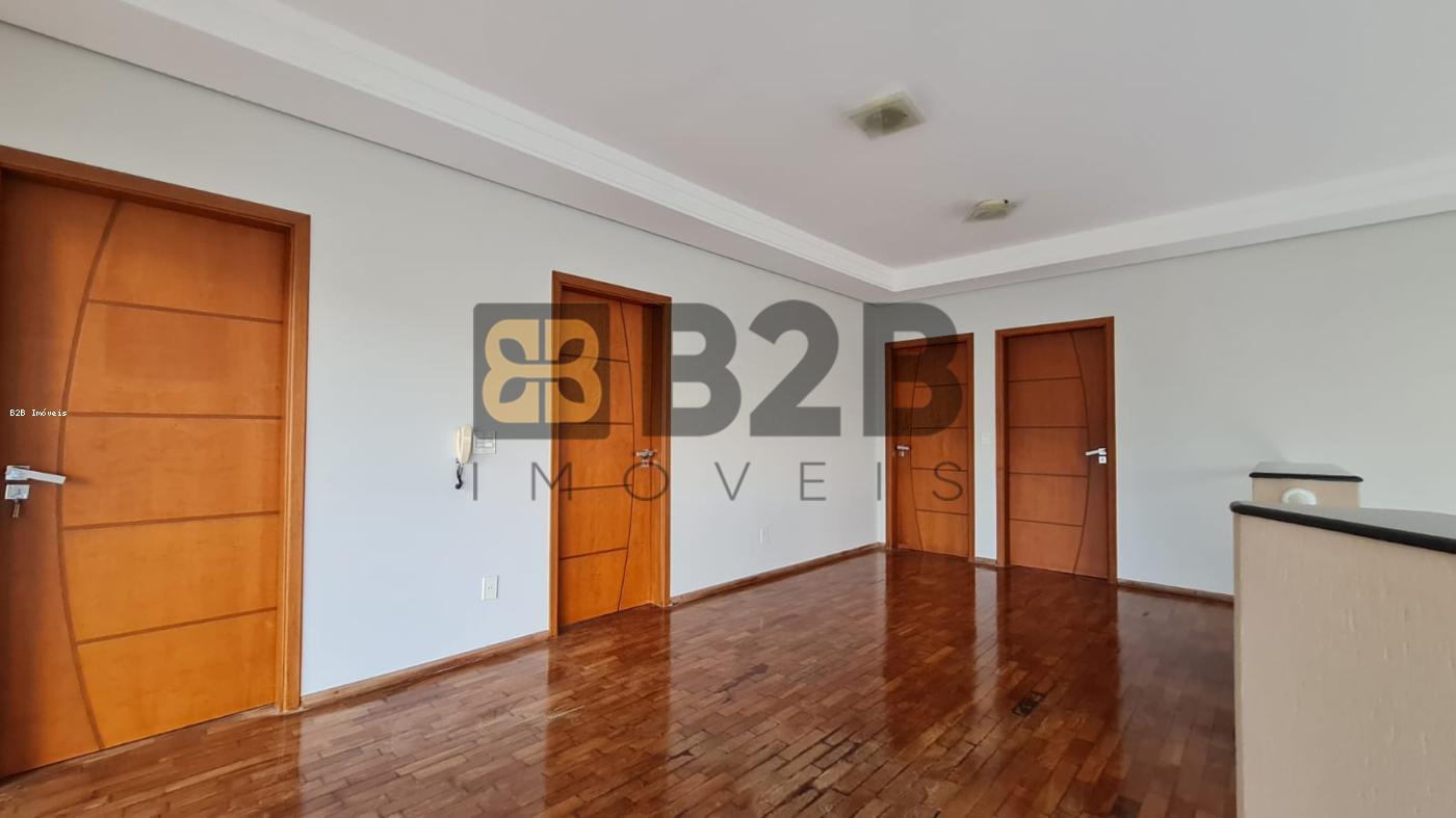 Casa de Condomínio à venda com 4 quartos, 400m² - Foto 5