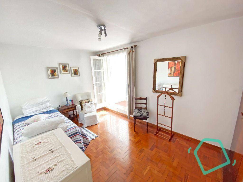 Casa à venda com 3 quartos, 290m² - Foto 19