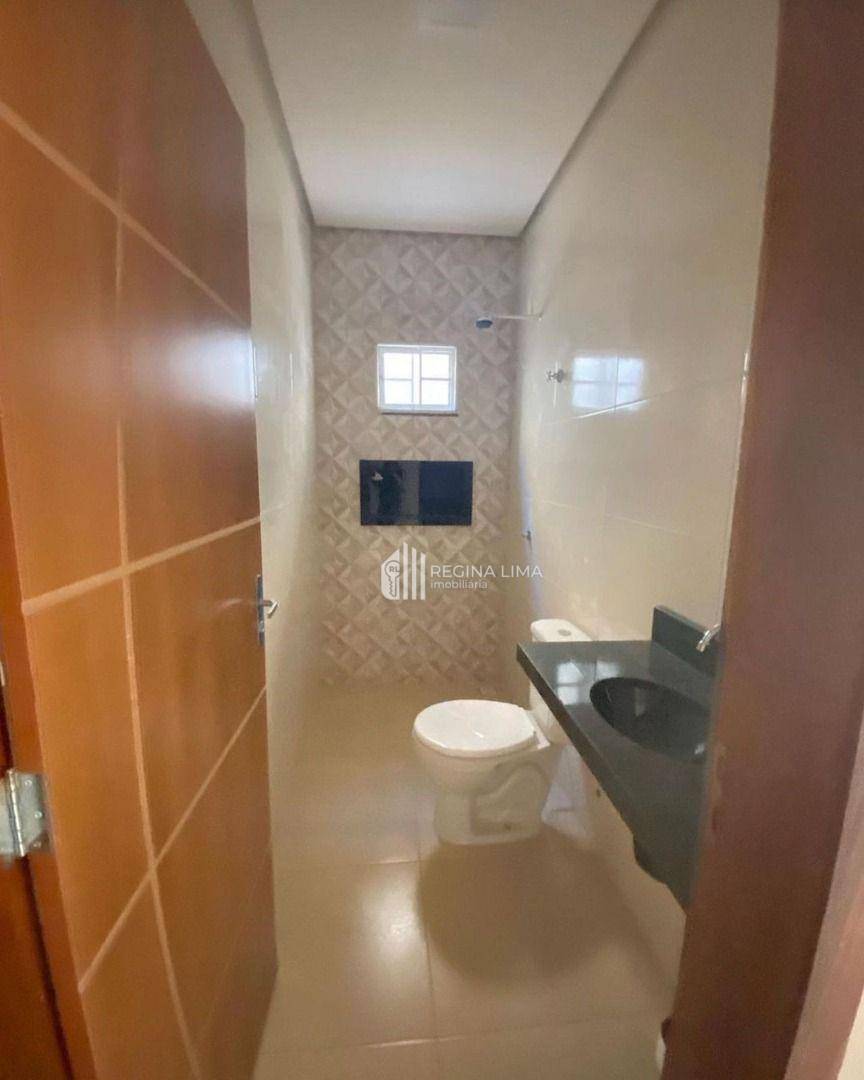 Casa à venda com 3 quartos, 69m² - Foto 13