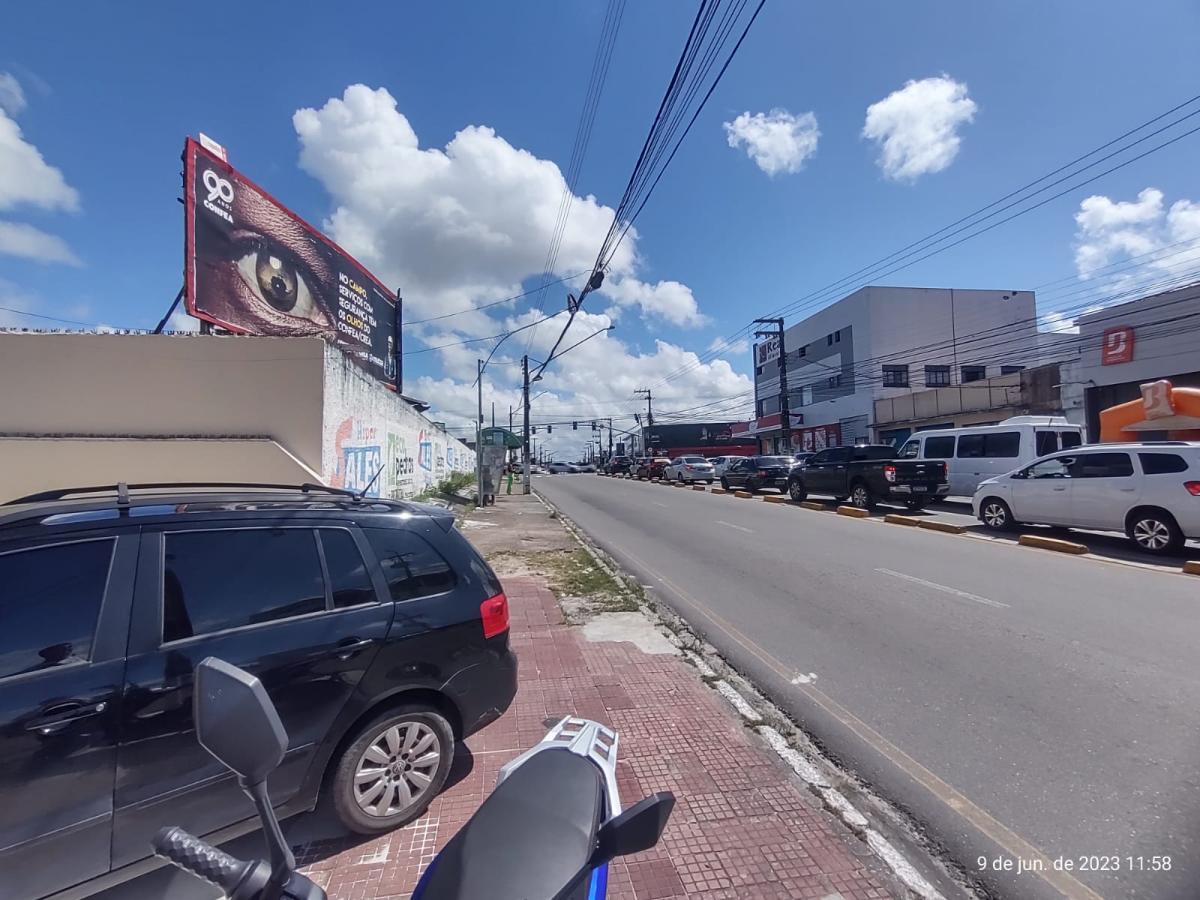 Casa para alugar com 4 quartos, 247m² - Foto 4