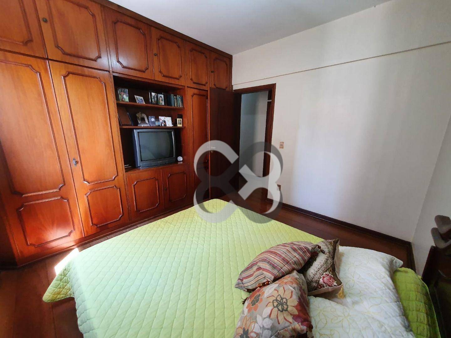 Apartamento à venda com 5 quartos, 231m² - Foto 11