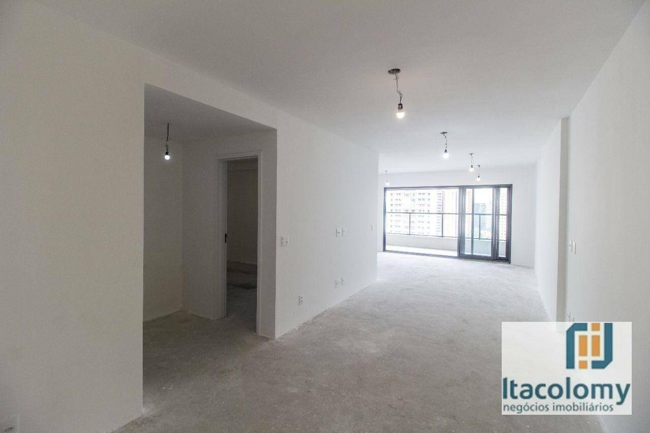 Apartamento à venda com 2 quartos, 113m² - Foto 1