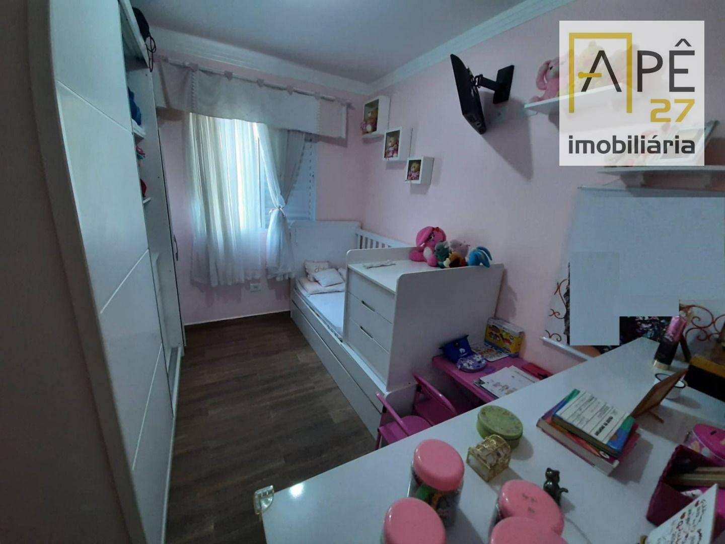 Apartamento à venda com 2 quartos, 68m² - Foto 11