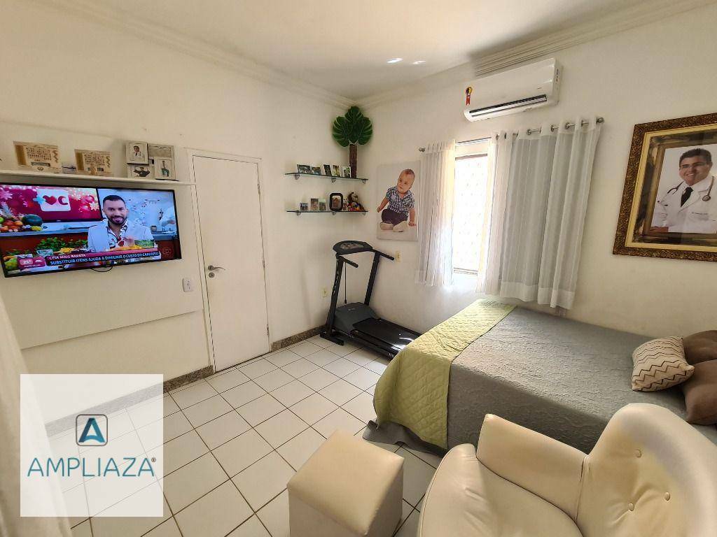 Casa à venda com 4 quartos, 280m² - Foto 14