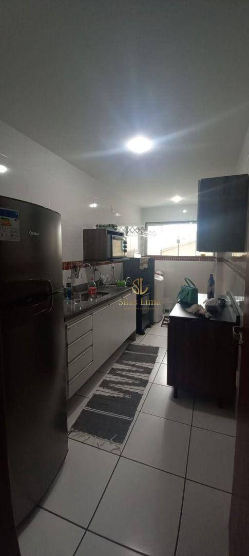 Apartamento à venda com 2 quartos, 75m² - Foto 11