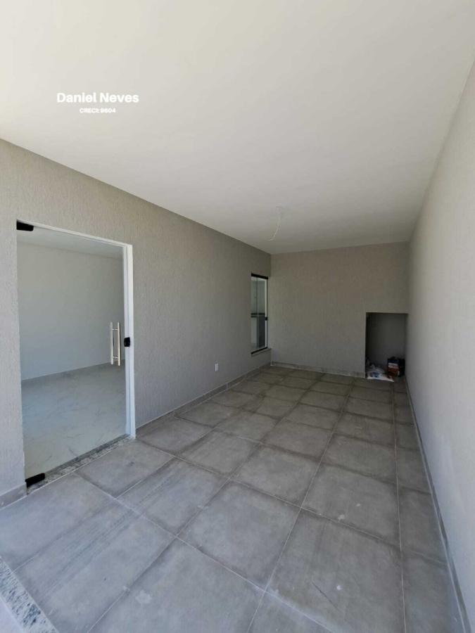 Casa de Condomínio à venda com 4 quartos, 165m² - Foto 2