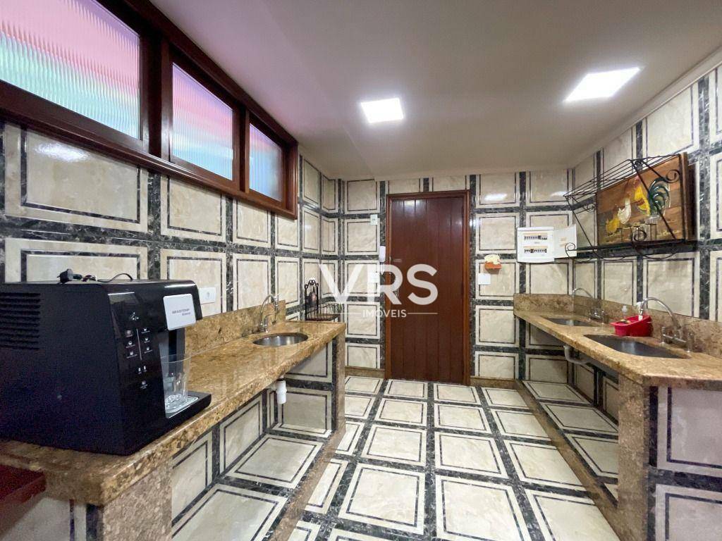 Casa de Condomínio à venda com 5 quartos, 450m² - Foto 9