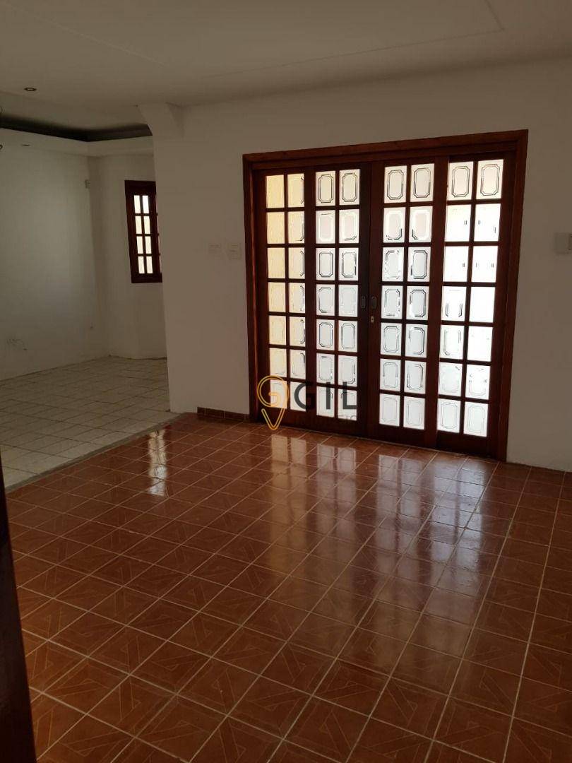 Casa à venda com 3 quartos, 180m² - Foto 20