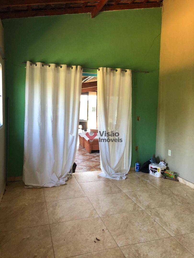 Chácara à venda com 3 quartos, 460m² - Foto 24