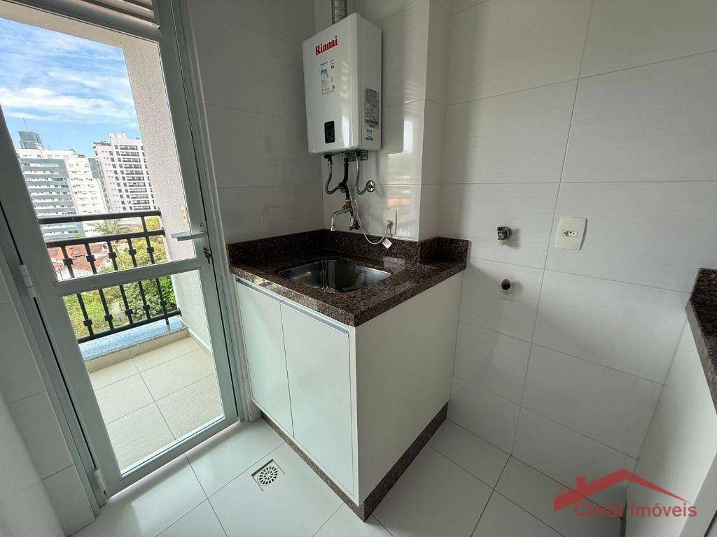 Apartamento para alugar com 2 quartos, 67m² - Foto 10