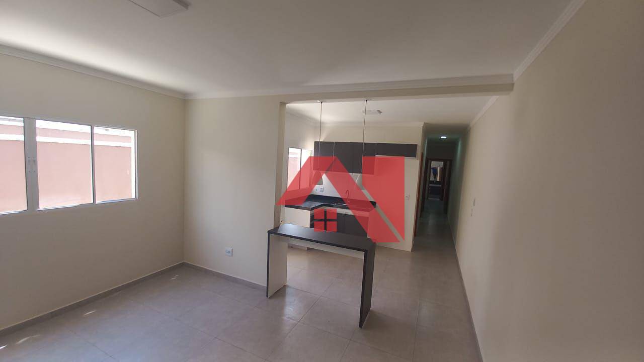 Casa à venda com 3 quartos, 109m² - Foto 3