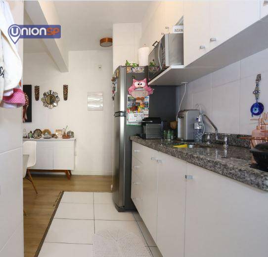 Apartamento à venda com 2 quartos, 60m² - Foto 10