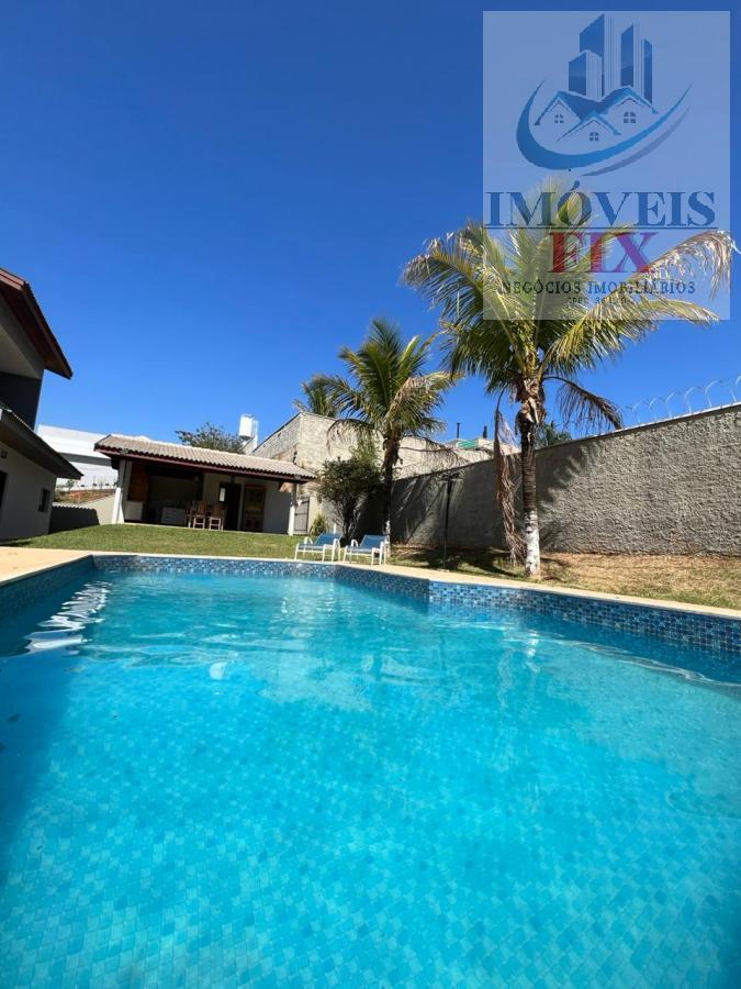 Casa de Condomínio à venda com 4 quartos, 400m² - Foto 12