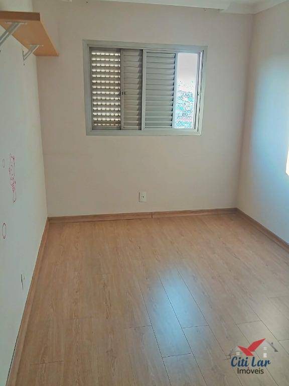 Apartamento à venda com 2 quartos, 52m² - Foto 18