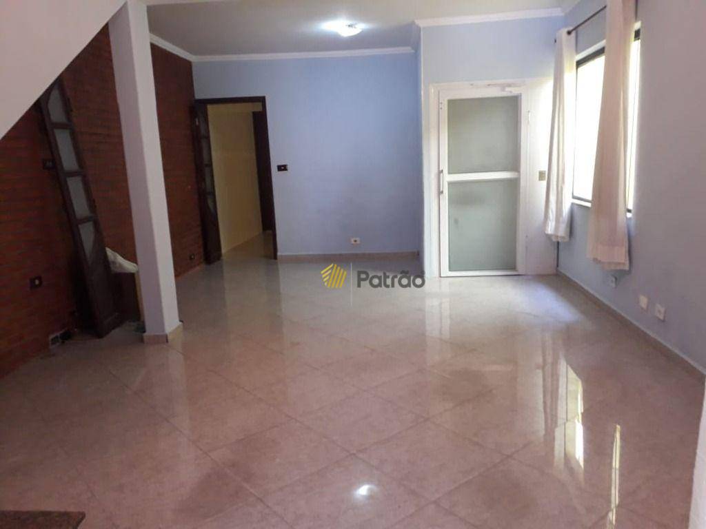 Sobrado à venda com 3 quartos, 260m² - Foto 1