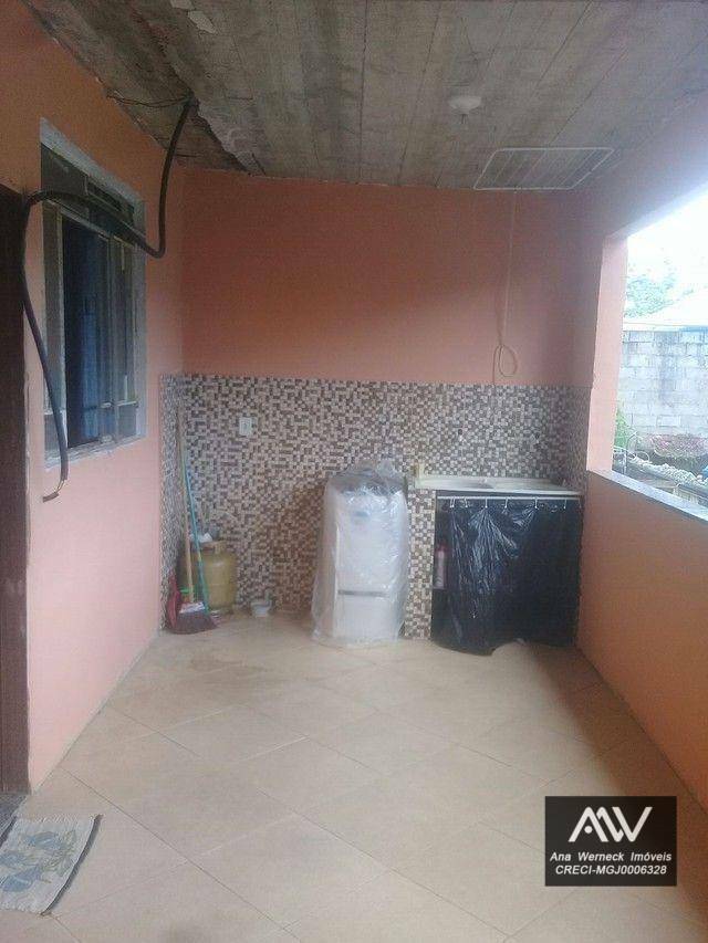 Casa à venda com 4 quartos, 300m² - Foto 25