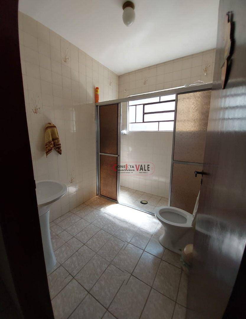 Casa à venda com 4 quartos, 210m² - Foto 8